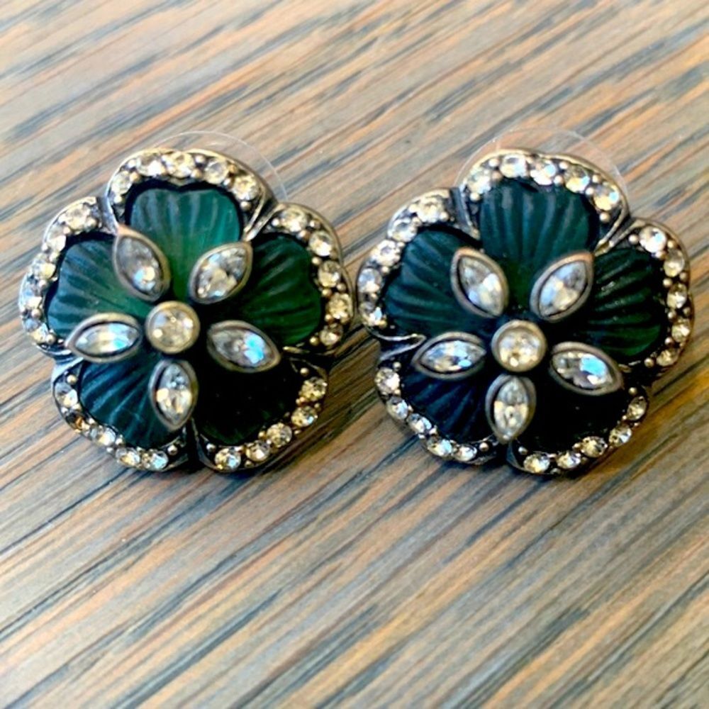 Vintage Floral Button Earrings – Art Deco Victorian Style with Crystals